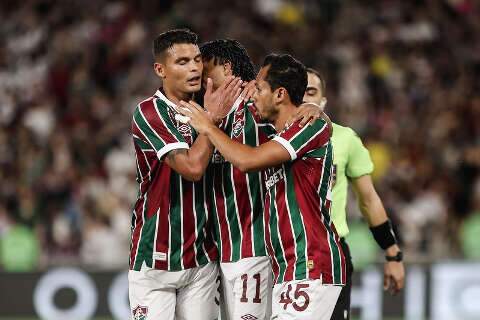 Fluminense domina Atl&eacute;tico-MG e vence por 3 a 0 no Maracan&atilde;