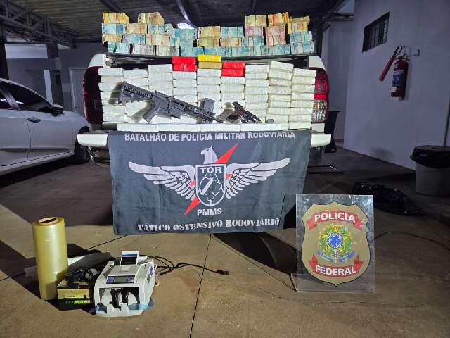 Traficante com mandado em aberto &eacute; preso com coca&iacute;na e R$ 1 milh&atilde;o