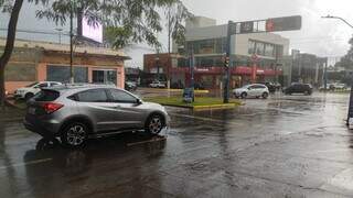 Frente fria chega com vento de 51 km por hora e chuva na regi&atilde;o sul