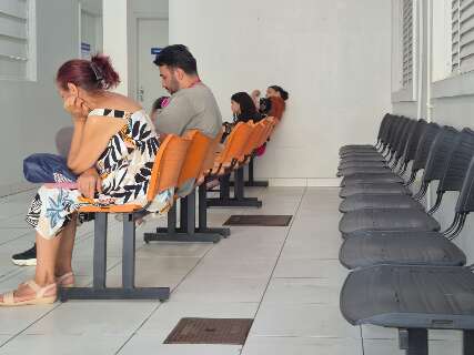 Campanha come&ccedil;a vazia, mas expectativa &eacute; imunizar 100 crian&ccedil;as por dia