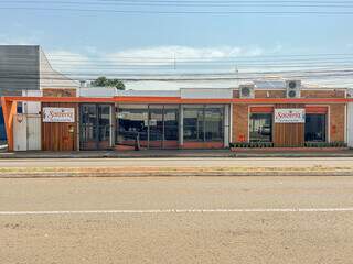 Saizeria comemora 16 anos com churrasco todos os dias em outubro