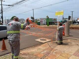 Interdi&ccedil;&atilde;o no Trevo Imbirussu causa caos no tr&acirc;nsito e afeta com&eacute;rcio da regi&atilde;o
