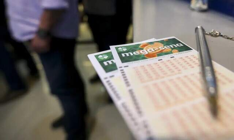 Em MS, Mega-Sena acumulada premia 31 apostas com a quadra