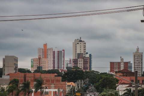 Tempo segue inst&aacute;vel em MS, com chuva e queda de temperatura