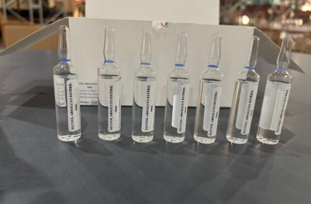 Com ant&iacute;doto em m&atilde;os, MS cria protocolo para casos de intoxica&ccedil;&atilde;o por metanol