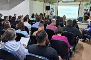 Governo de MS define escalas para servidores no Natal e no Ano Novo Governo de MS define escalas para servidores no Natal e no Ano Novo