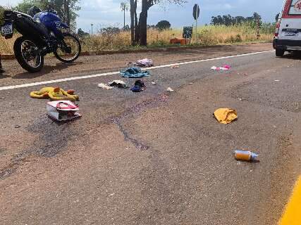 Condutor seguia com tr&ecirc;s pessoas na moto, a 120 km/h e sem retrovisores