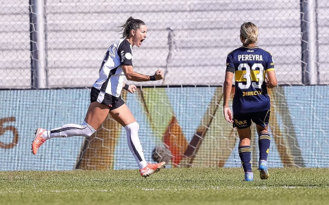 Corinthians goleia Boca Juniors e vai &agrave; semifinal da Libertadores feminina