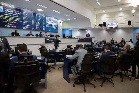 Vereadores debatem falta de medicamentos na rede de sa&uacute;de da Capital