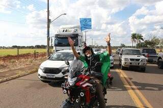 Carreata leva f&eacute; e emo&ccedil;&atilde;o pelas ruas de Campo Grande no Dia de Nossa Senhora
