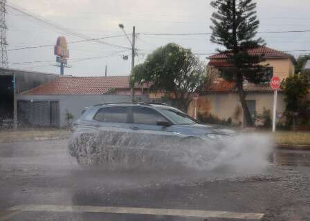 Alerta encobre MS e temporal pode atingir 71 cidades