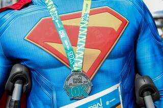 &quot;Superman Cuiabano&quot; do Cear&aacute; erra inscri&ccedil;&atilde;o e corre 10 km mesmo amputado