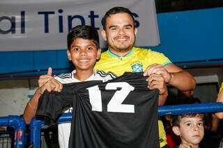 Falcão lota Guanandizão e decide virada no Jogo das Estrelas em MS Falcão lota Guanandizão e decide virada no Jogo das Estrelas em MS