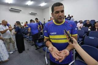 Com hist&oacute;rias de supera&ccedil;&atilde;o, contemplados do Aux&iacute;lio-Atleta recebem uniformes