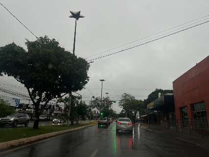 Dourados tem chuva de 21 mil&iacute;metros, mas sem estragos