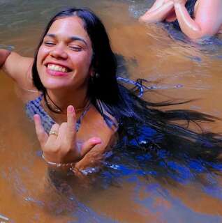 Pol&iacute;cia descarta feminic&iacute;dio em morte de mulher com facadas no peito