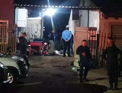 &ldquo;Atirei por medo&rdquo;, diz r&eacute;u que matou rapaz com 14 tiros em oficina