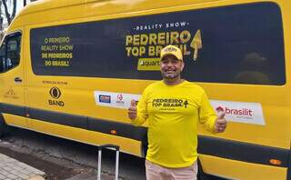 Homenageando o pai, Almir quer ser melhor pedreiro do país em reality Homenageando o pai, Almir quer ser melhor pedreiro do país em reality