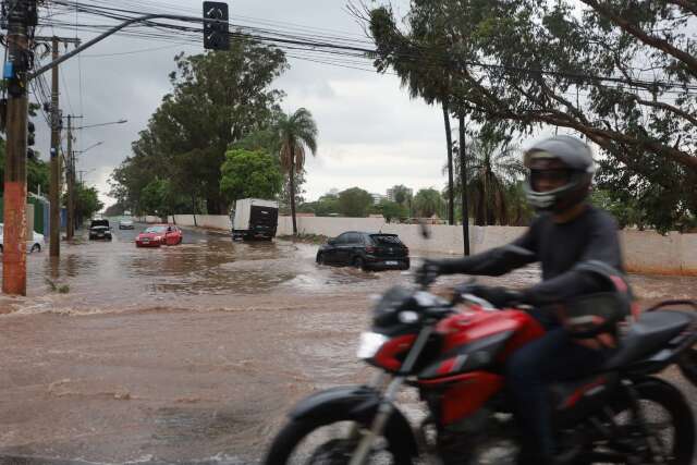 Meteorologia emite dois alertas para MS com risco de tempestades e ventos 