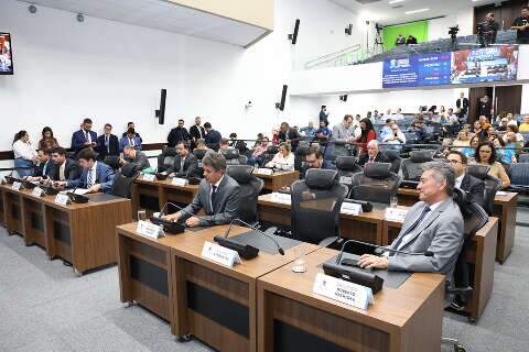 Or&ccedil;amento: deputados veem baixo crescimento e alertam para controle de gastos