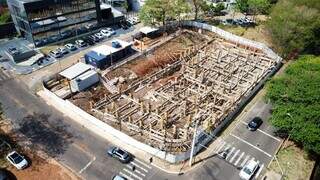Obra da nova Depac Centro emperra em solo rochoso e entrega &eacute; adiada para 2026