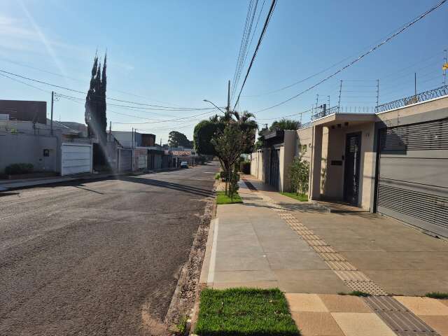 Moradores se dizem surpresos com invas&atilde;o &agrave; resid&ecirc;ncia em &quot;bairro tranquilo&quot;