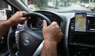 Uber deixar&aacute; de aceitar modelos populares nas categorias Comfort e Black