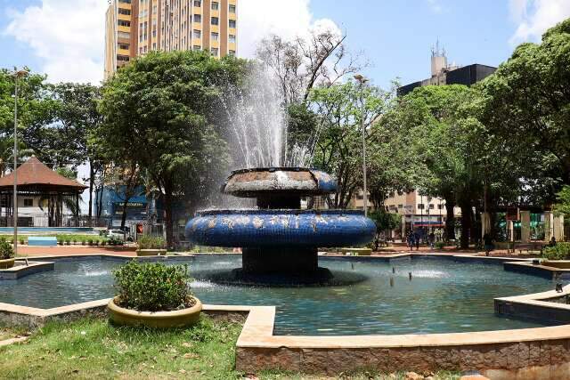 Chafariz da Pra&ccedil;a Ary Coelho passar&aacute; por 3&ordf; reforma em 15 anos 