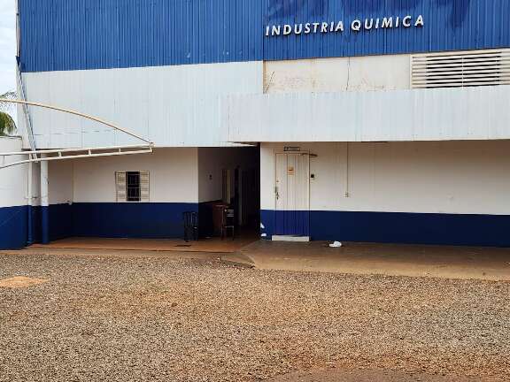 Indústria de cosméticos na Capital é alvo de operação que rastreia metanol