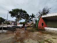 Temporal derruba estruturas e causa apagão em cidades do sul de MS