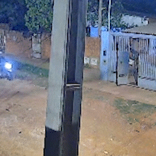 C&acirc;mera flagra invas&atilde;o &agrave; casa e barulho de tiros em tentativa de homic&iacute;dio