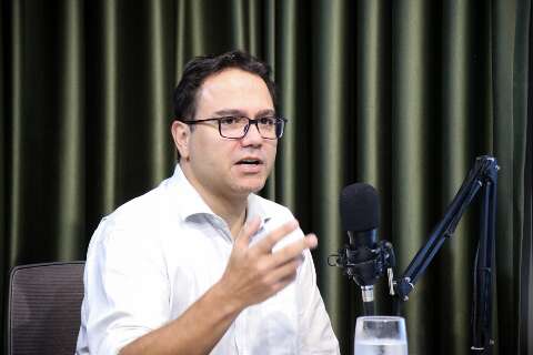 Com 9 casos na fam&iacute;lia, deputado revela c&acirc;ncer na tireoide e passa por cirurgia