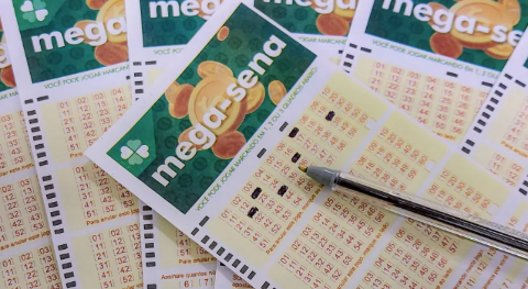Mega-Sena acumula e pr&oacute;ximo pr&ecirc;mio chega a R$ 76 milh&otilde;es