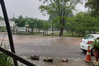 Chuva de 60 milímetros causa alagamentos e coloca Bonito em alerta Chuva de 60 milímetros causa alagamentos e coloca Bonito em alerta