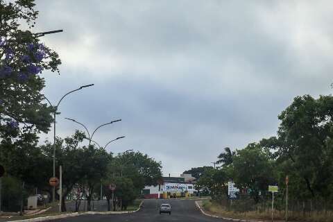 Campo Grande amanhece sob c&eacute;u nublado e Estado segue em alerta para tempestades