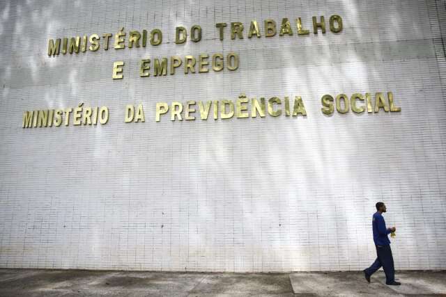 Minist&eacute;rio do Trabalho cancela registros de 82 sindicatos em MS