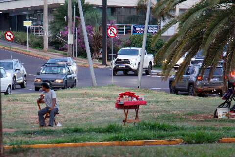 Quando voc&ecirc; v&ecirc; um vendedor ambulante na rua, o que pensa primeiro?