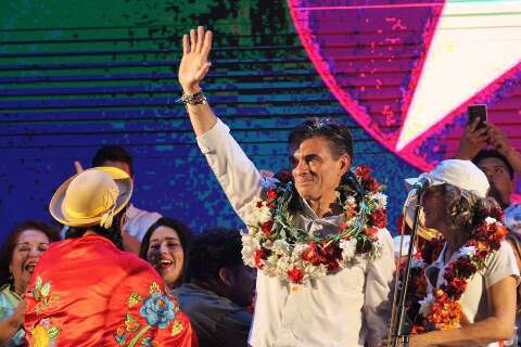 Paz &eacute; eleito presidente da Bol&iacute;via e encerra 20 anos de dom&iacute;nio da esquerda
