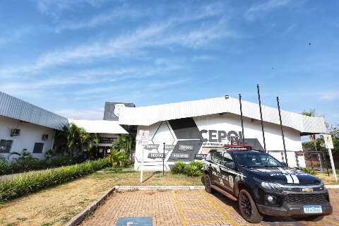 Militar do Ex&eacute;rcito morre ao furar a preferencial e bater em picape