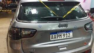 Carro de v&iacute;tima de tiroteio na fronteira recebeu cerca de 40 disparos