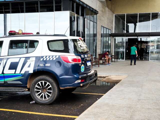 Mais 2 s&atilde;o presos por tentativa de furto &agrave; joalheria em shoppings