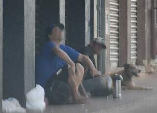 Dependência química leva às ruas e à cadeia, num ciclo sem fim em Campo Grande Dependência química leva às ruas e à cadeia, num ciclo sem fim em Campo Grande