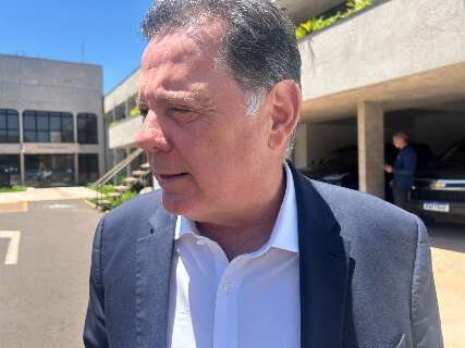 Perillo nega pol&iacute;tica em reuni&atilde;o surpresa, mas cita ajuda de Riedel para 2026