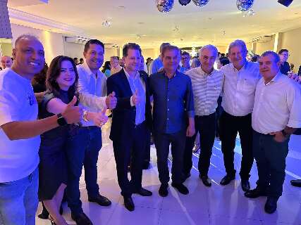 Jantar com 45 prefeitos exp&otilde;e influ&ecirc;ncia de Nelsinho nas articula&ccedil;&otilde;es para 2026