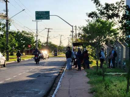 &quot;Surpresa&rdquo;, dizem trabalhadores sobre paralisa&ccedil;&atilde;o do transporte coletivo