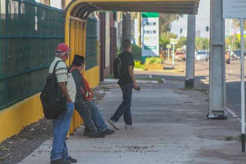 Paralisa&ccedil;&atilde;o dos &ocirc;nibus &eacute; arma do Cons&oacute;rcio Guaicurus em disputa com Prefeitura