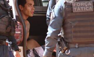 Suspeito &eacute; preso e outro foge ap&oacute;s assalto a motorista de aplicativo