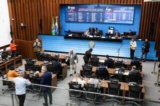 Aprovado parcelamento e descontos em multas de d&eacute;bitos do Detran e de ICMS