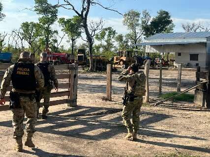 Fazenda em &aacute;rea da Uni&atilde;o &eacute; alvo da PF por queimadas e uso ilegal de terras