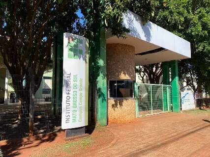 IFMS oferece 318 vagas em cursos de idiomas em sete cidades